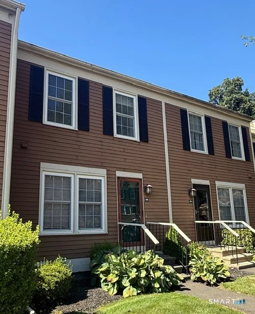 68 Foxbridge Village Road #68, Branford, CT