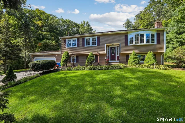 19 Greenacre Drive, Shelton, CT