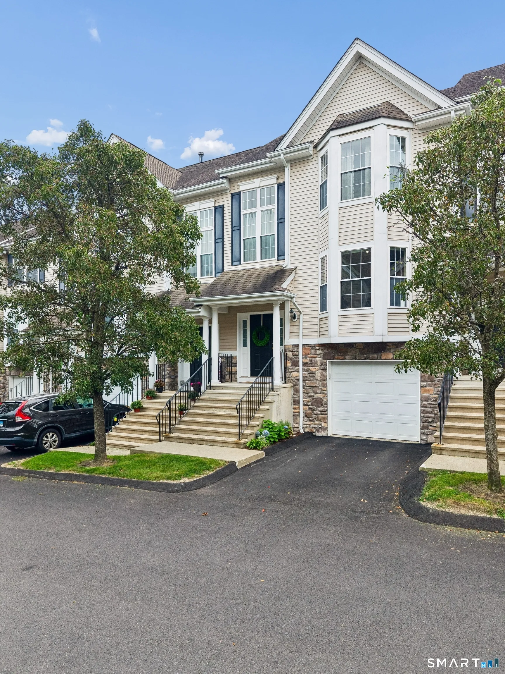 404 Sienna Drive #404, Danbury, CT