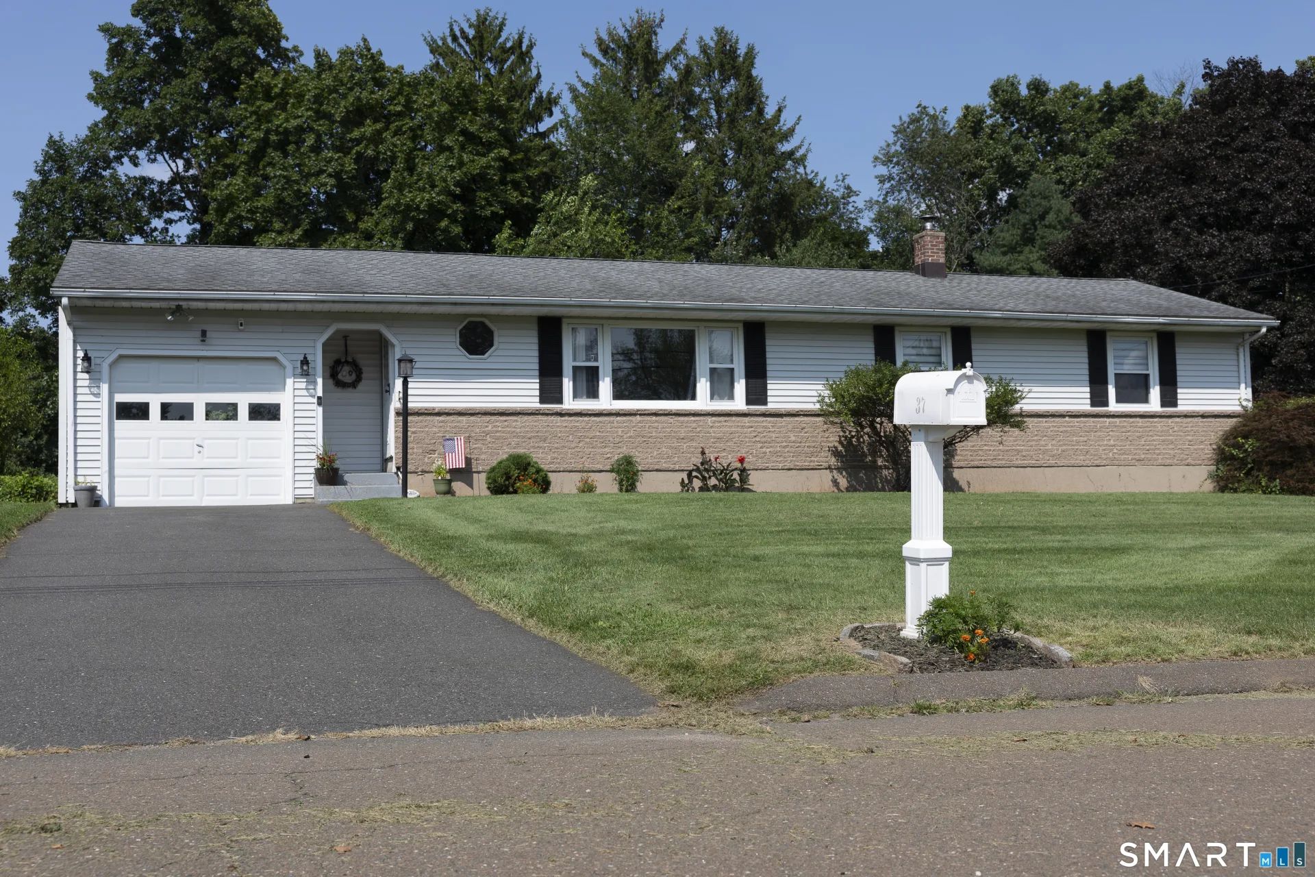 37 Johnson Road, Wallingford, CT