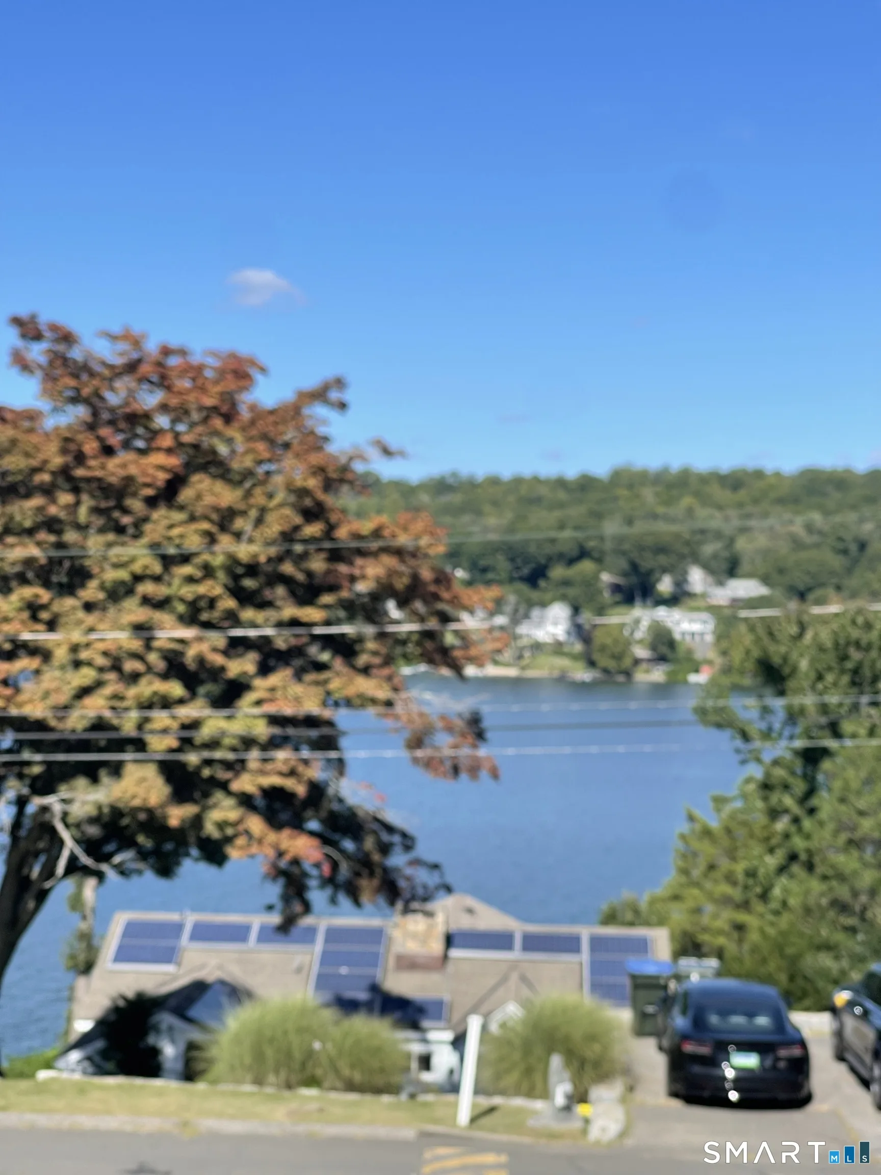 93 North Lake Shore Drive, Brookfield, CT