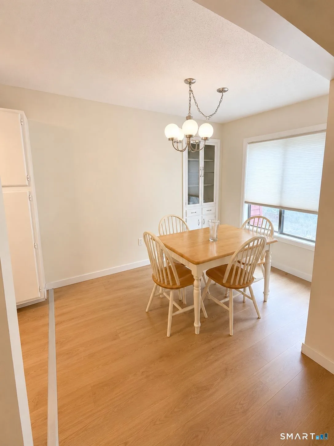 40 Woodsedge Drive #1C, Newington, CT