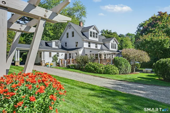143 Chestnut Hill Road, Wilton, CT