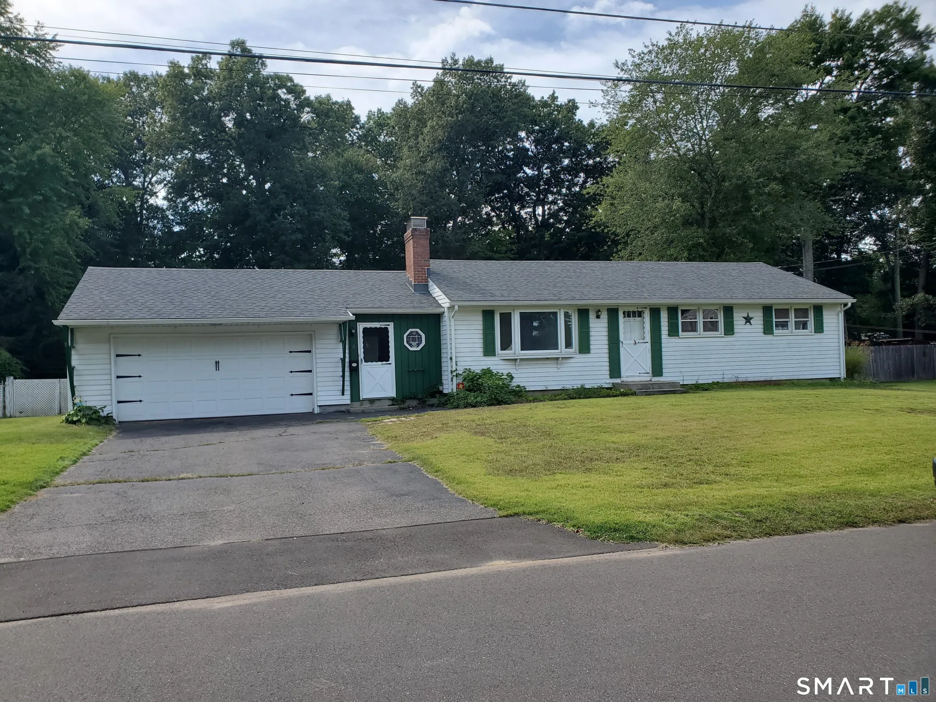 8 Rosanne Street, Enfield, CT