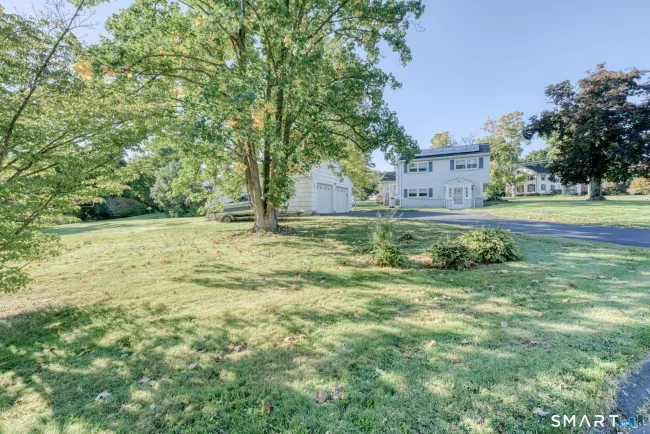 1128 Poqunock Avenue, Windsor, CT