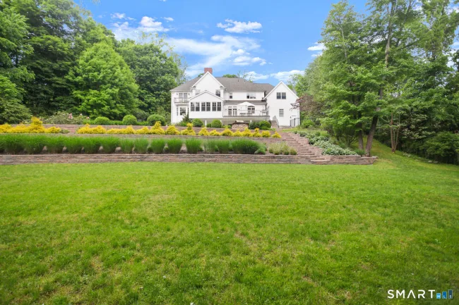 246 E Middle Patent Road