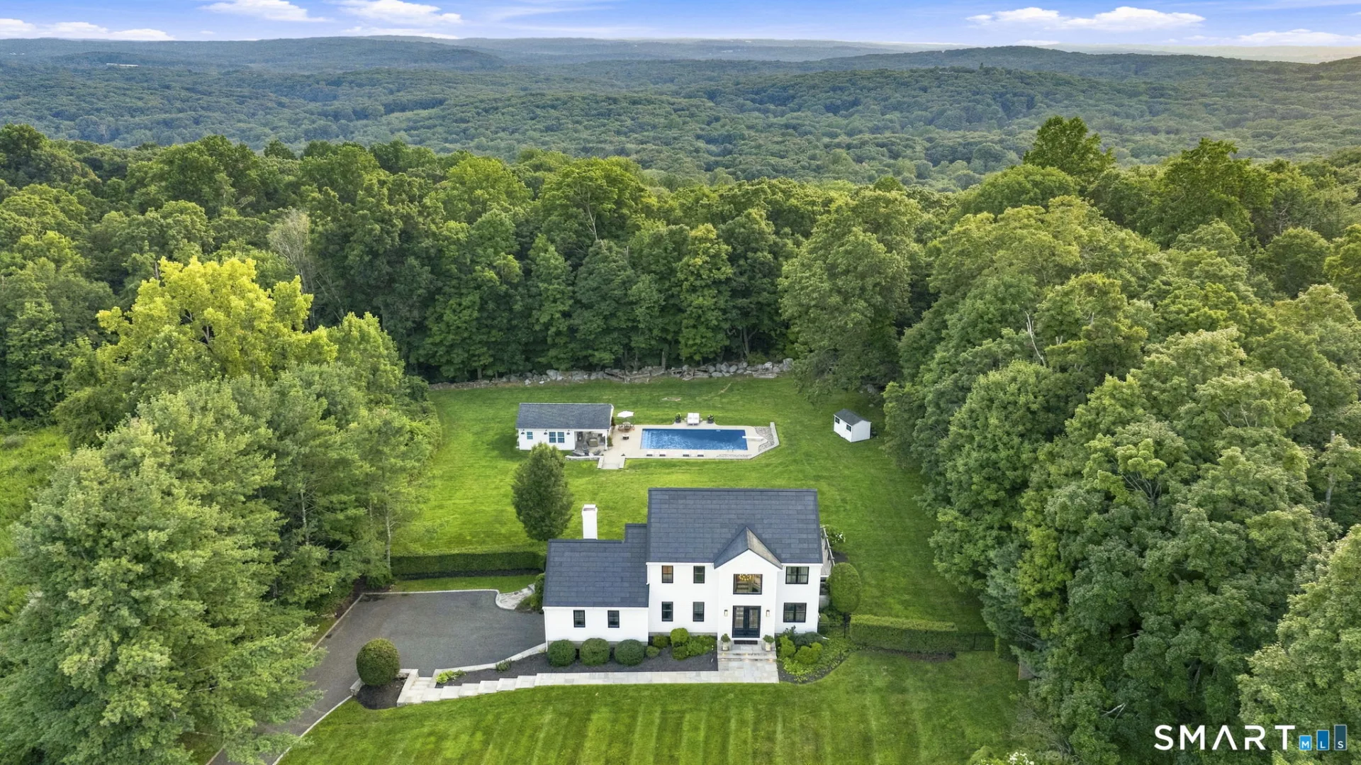 40 Great Ring Road, Newtown, CT