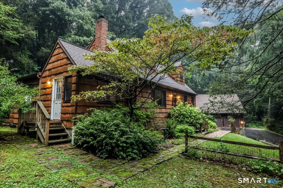 17 East Bucks Rock Road, New Milford, CT