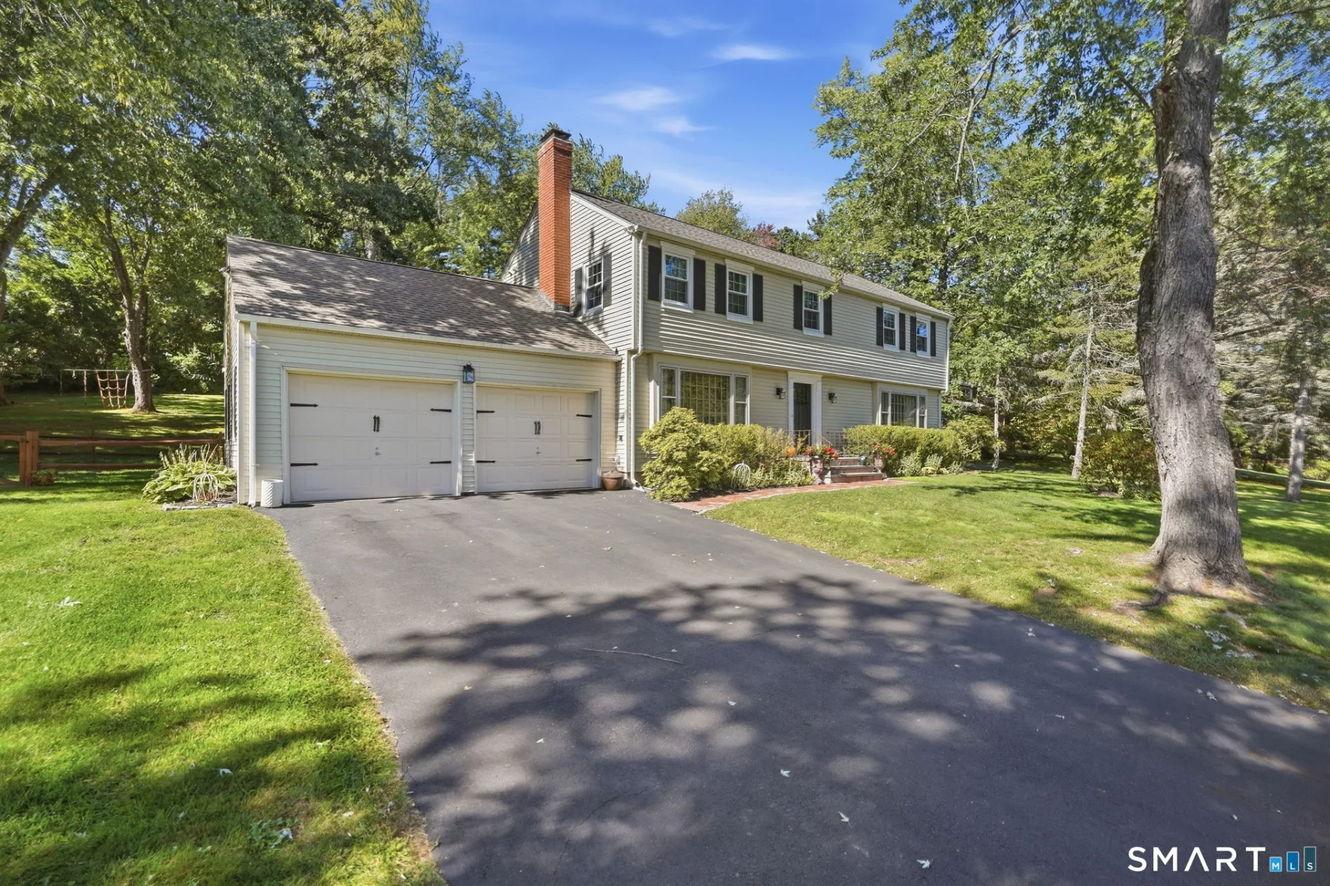 5 Dominique Lane, Simsbury, CT