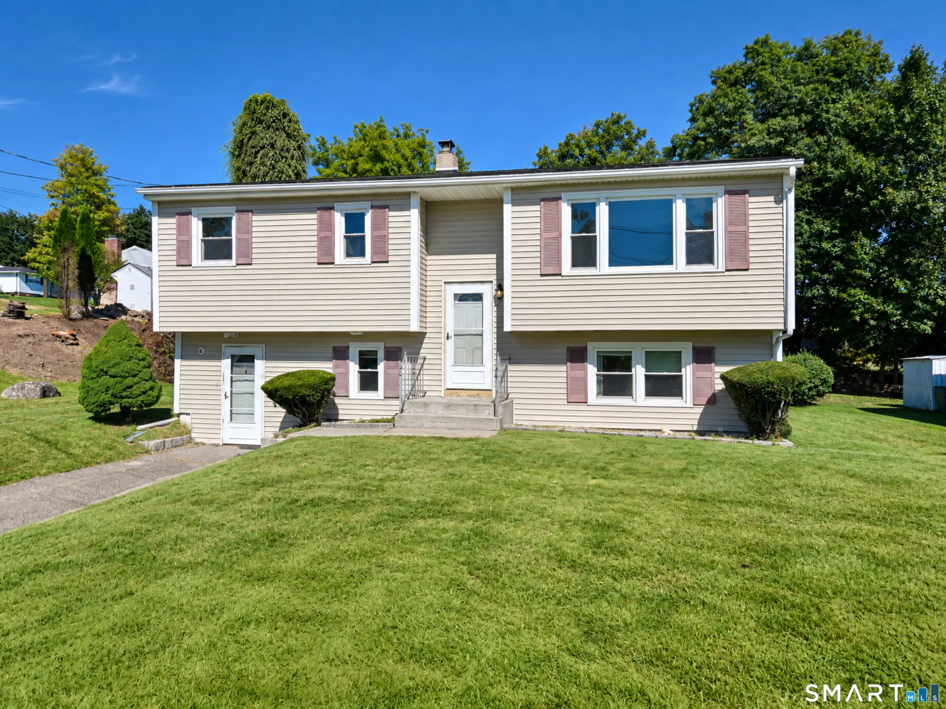3 Carolyn Avenue, Danbury, CT