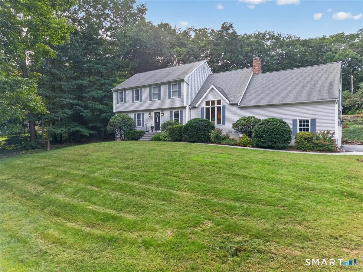 44 Coventry Way, Guilford, CT