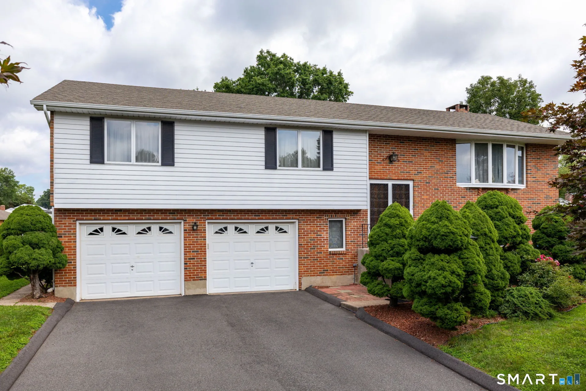 15 Colonial Drive, Wethersfield, CT