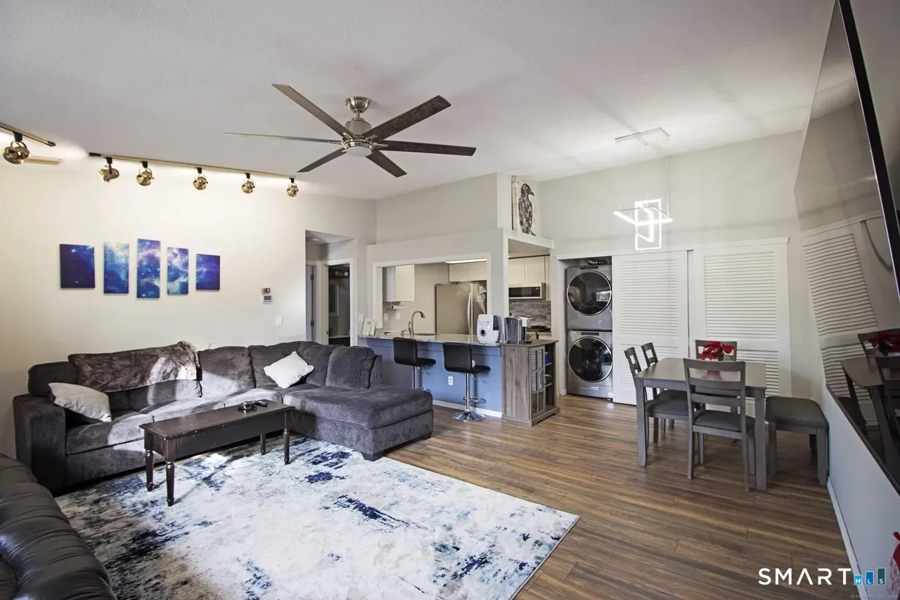 105 Little Oak Lane #105, Rocky Hill, CT