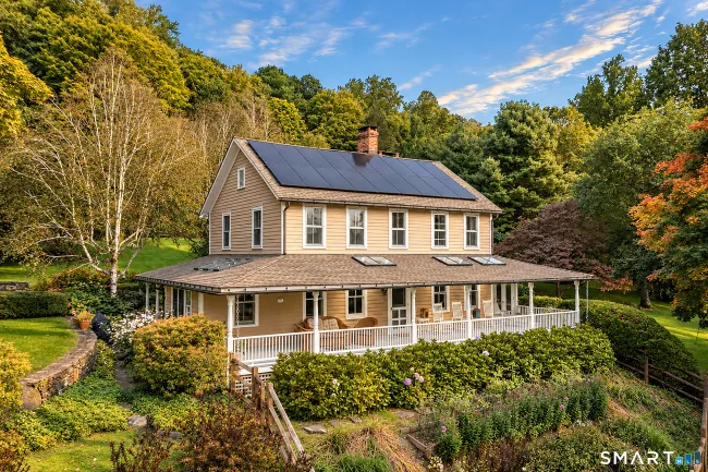 32 Leach Hollow Road