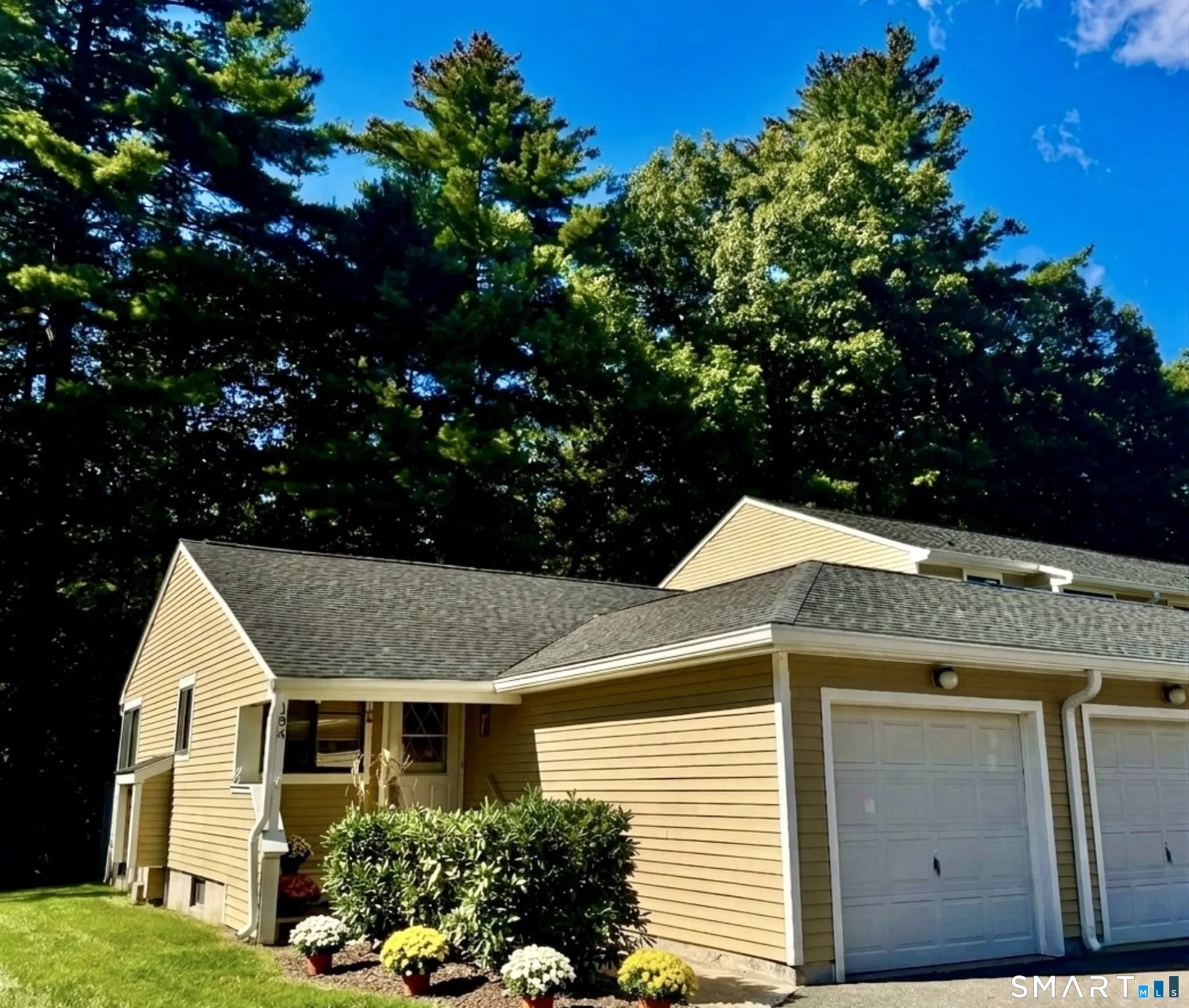 19 Wiggins Farm Drive #A, Simsbury, CT