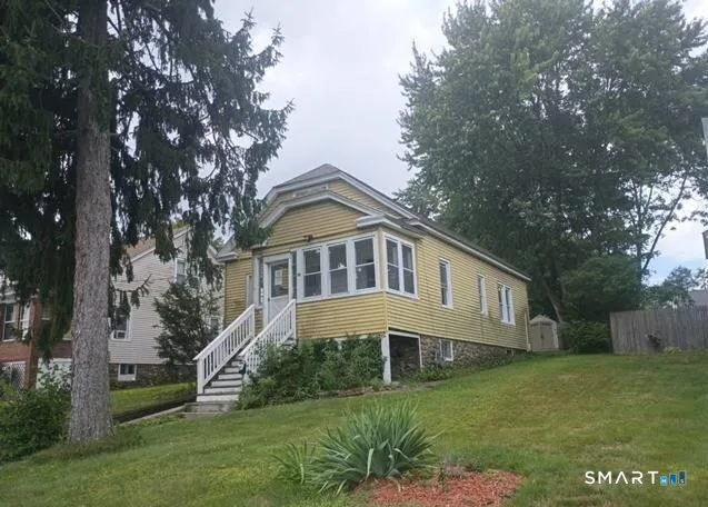 75 Wacona Avenue, Waterbury, CT