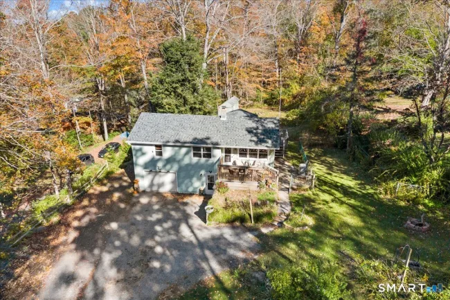 135 Atwoodville Road