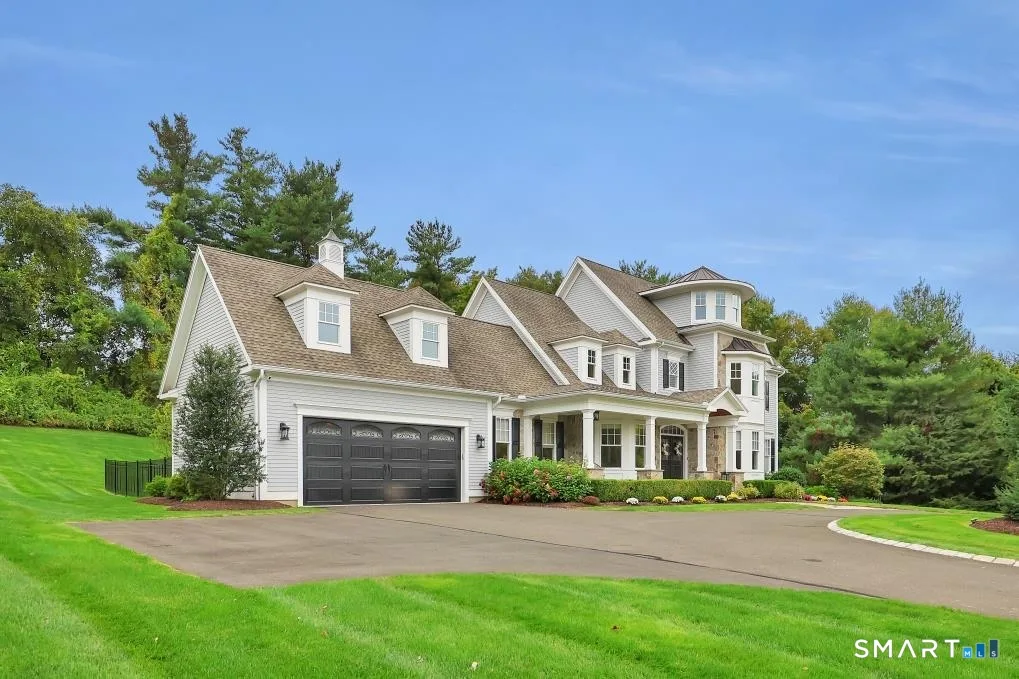 1 Ridgebury Road, Simsbury, CT