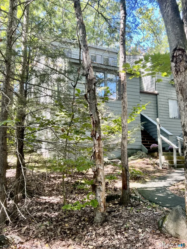212 Ledge Drive, Torrington, CT