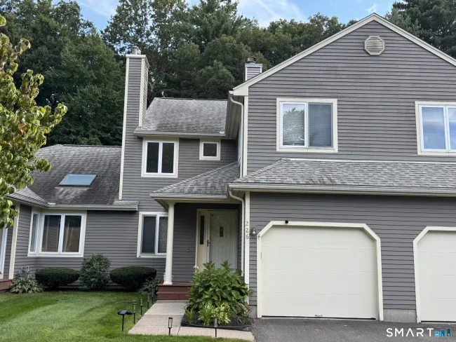 226 Castlewood Drive #226