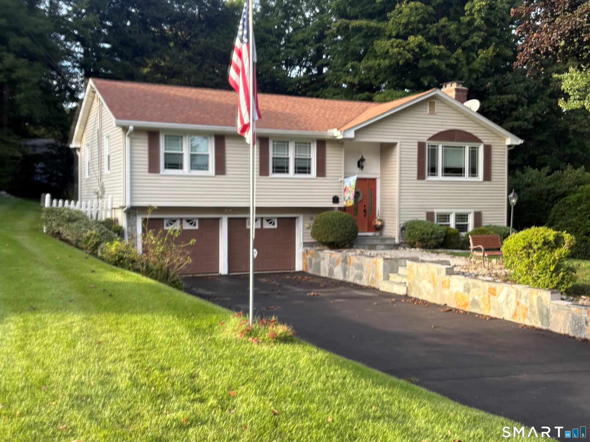 4 Dempsey Court, Ansonia, CT