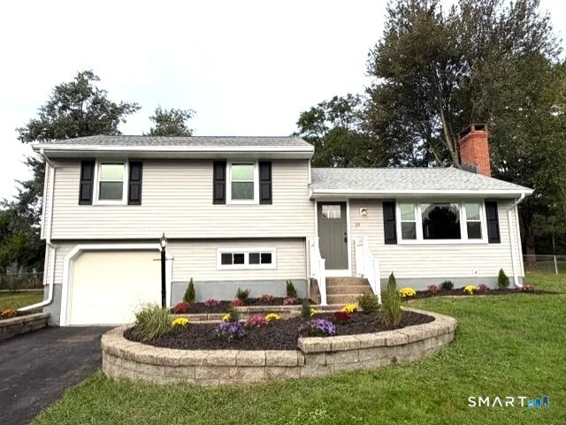 19 Winthrop Boulevard, Cromwell, CT