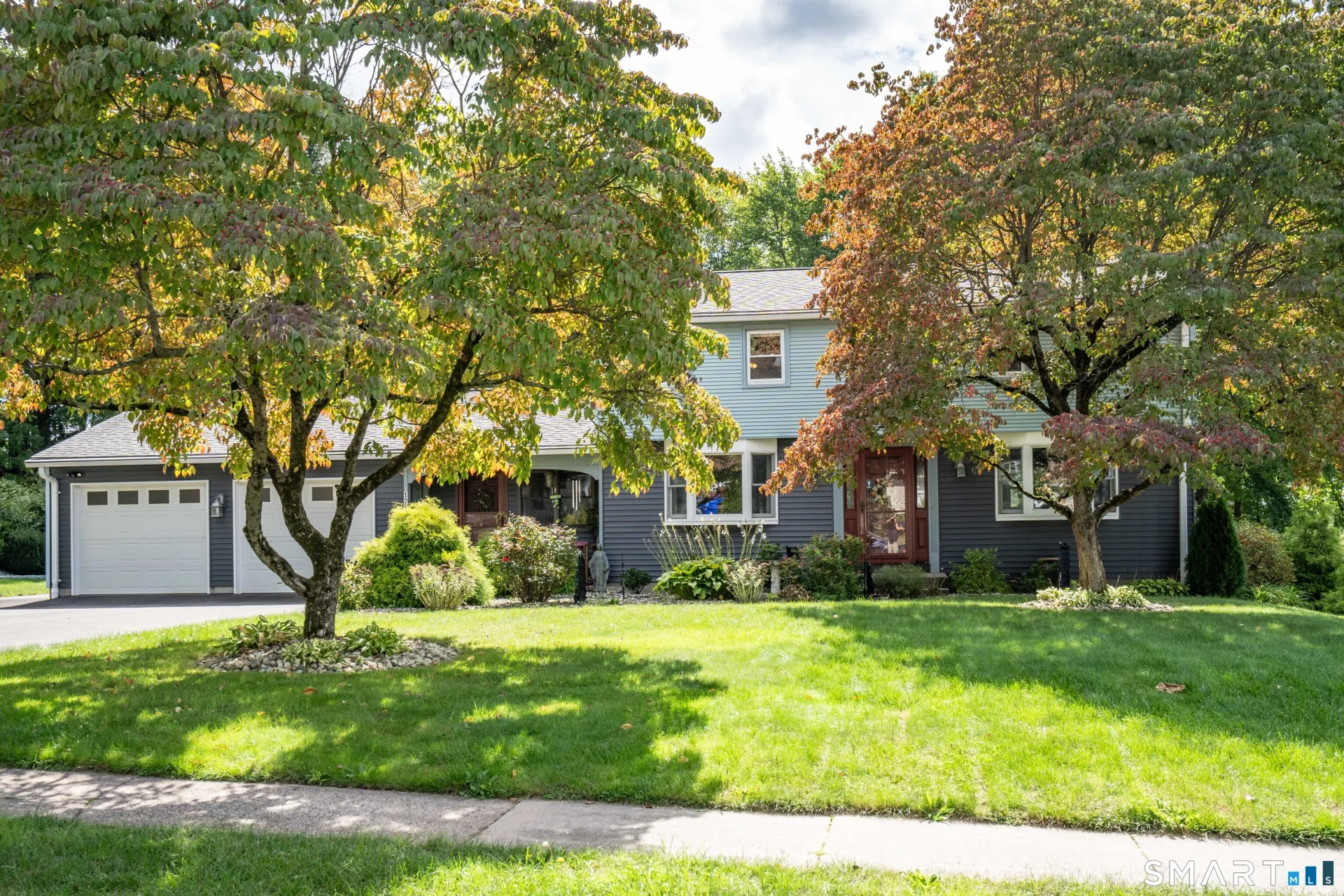 17 Nutmeg Avenue, Enfield, CT