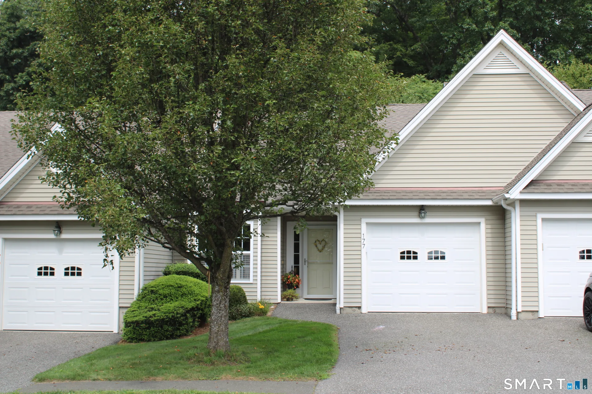 177 Julia Court #177, Newtown, CT
