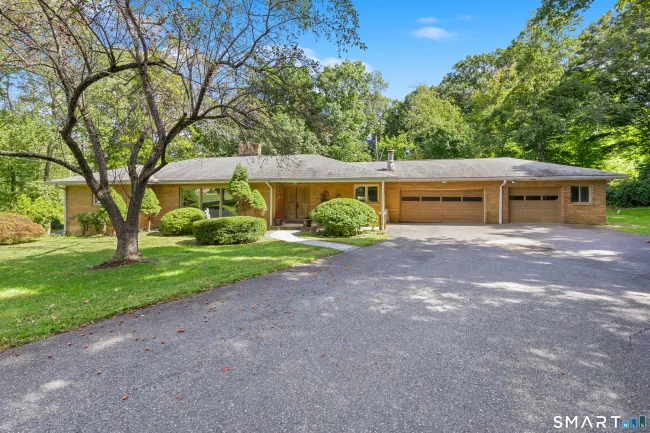 25 Juniper Road, Middlebury, CT