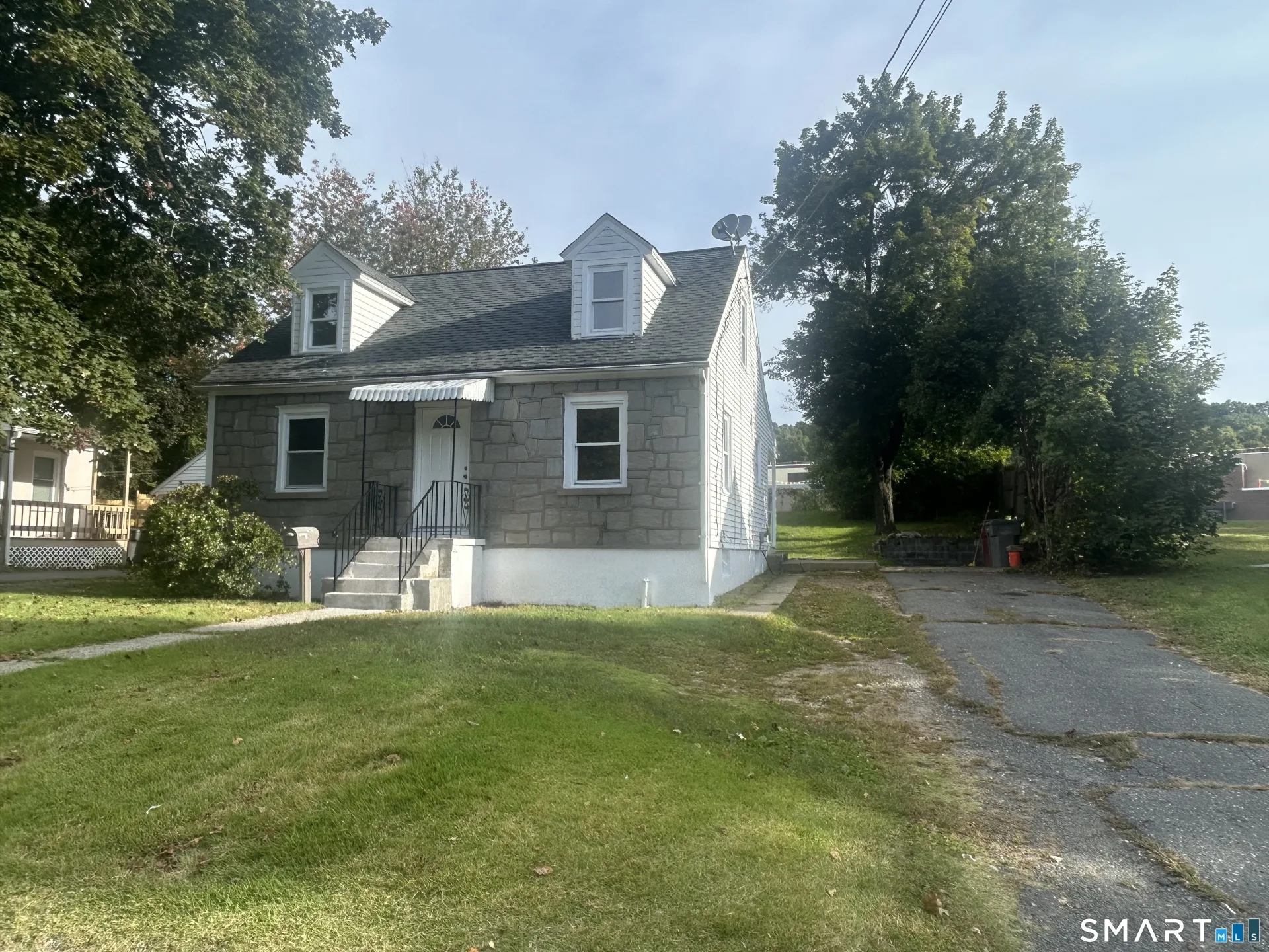 521 Rubber Avenue, Naugatuck, CT