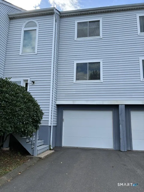 47 Woodbridge Lane #17C, Cromwell, CT