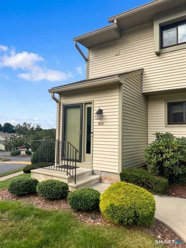 802 Summer Hill Drive #802, South Windsor, CT