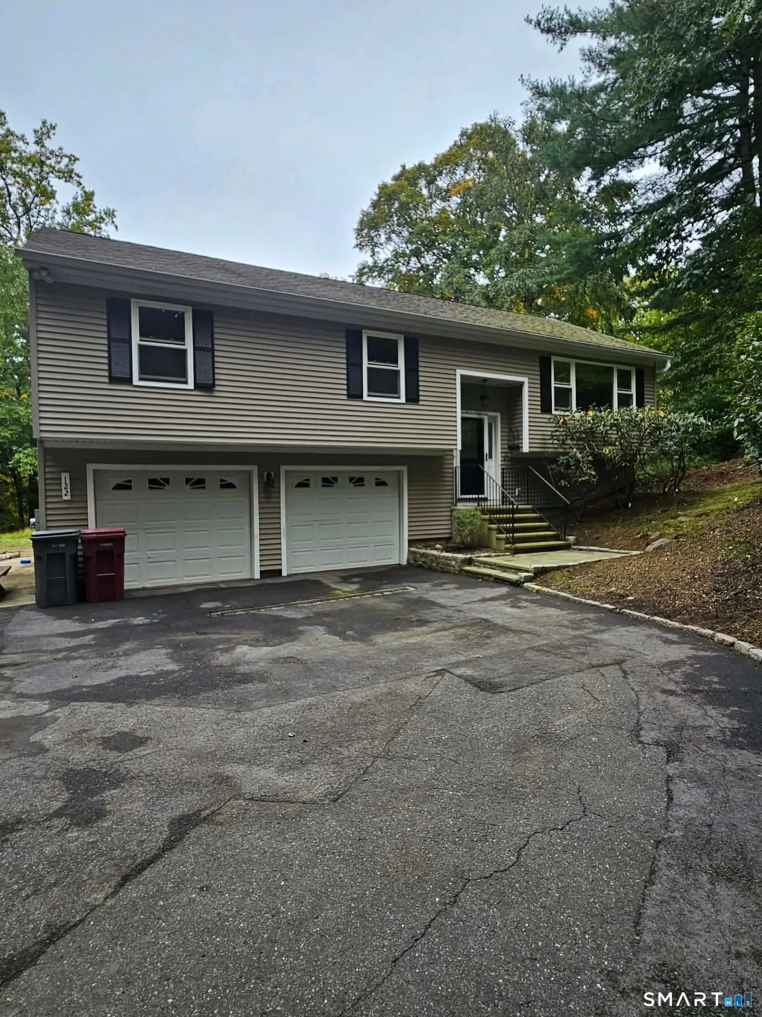 122 Maple Hill Road, Naugatuck, CT