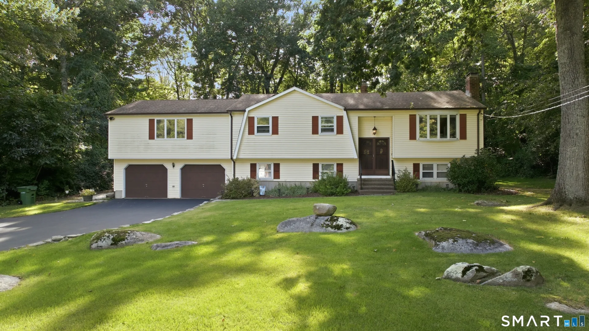 19 Crestwood Drive, East Hampton, CT