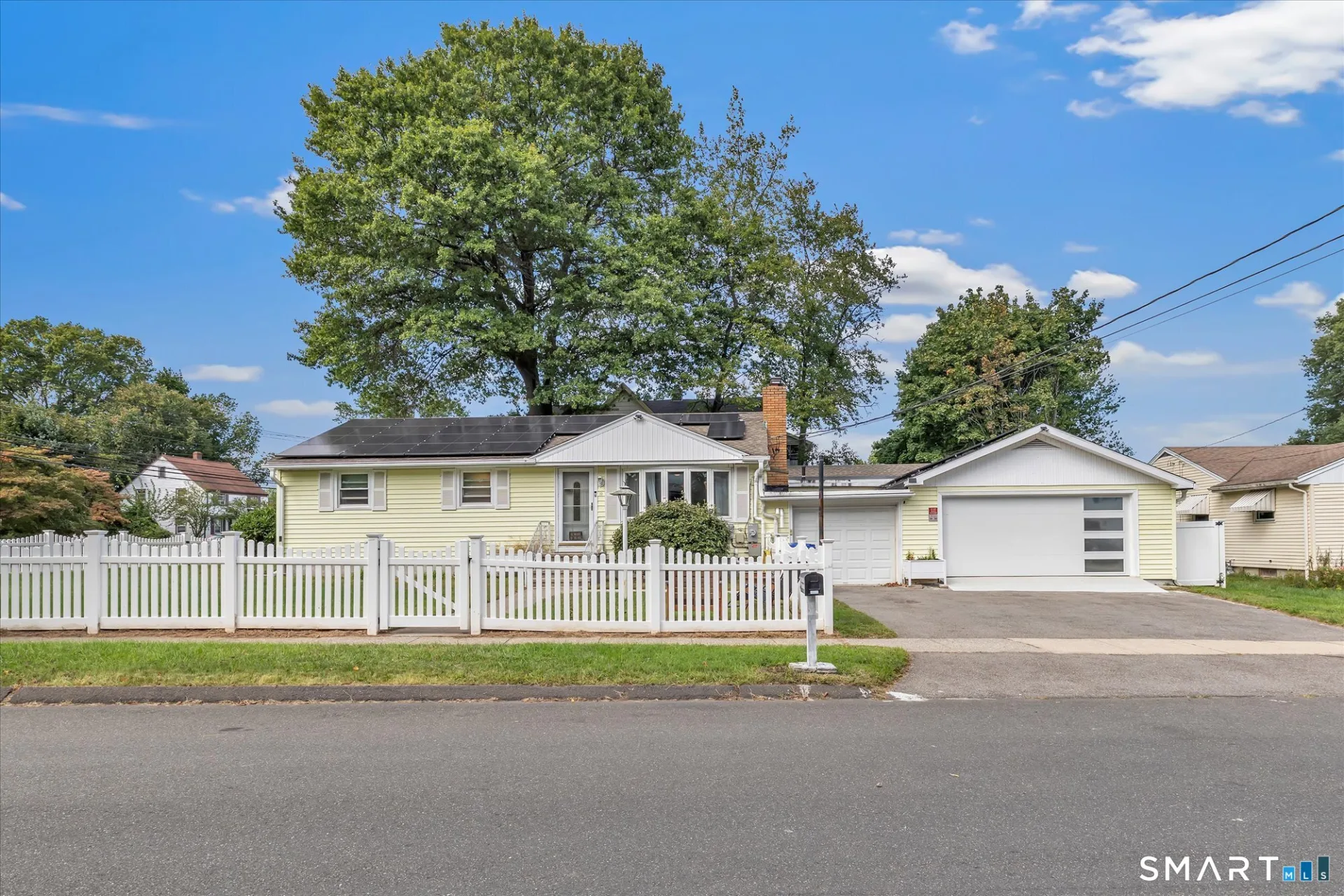 10 Nichols Terrace, Stratford, CT