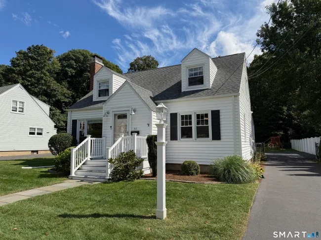 51 Home Place, Branford, CT
