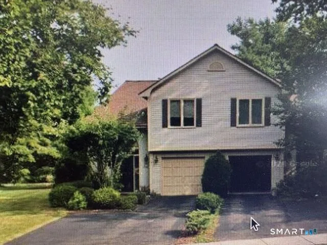 18 Apple Hill #18, Newington, CT