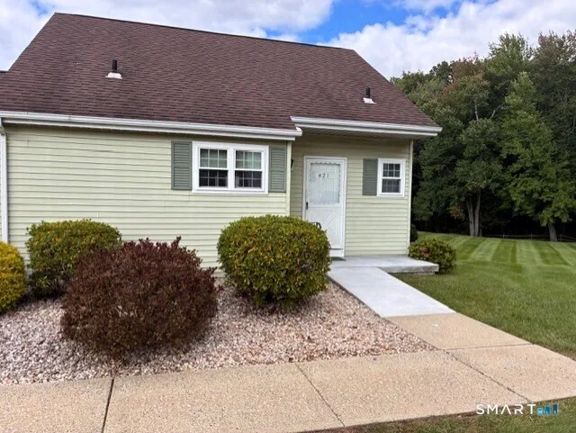 421 Lady Bug Lane #421, Vernon, CT