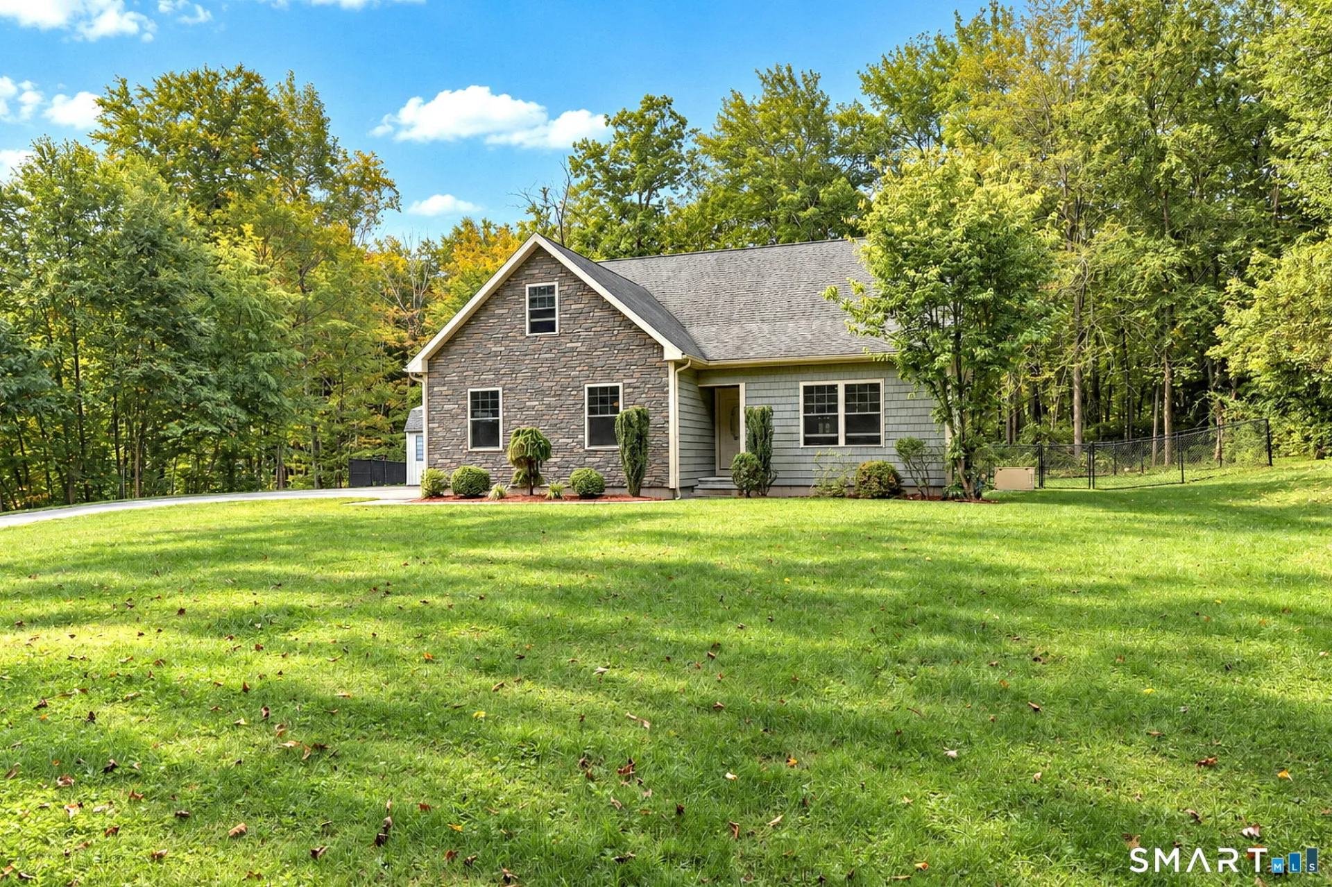 215 Smith Pond Road, Watertown, CT