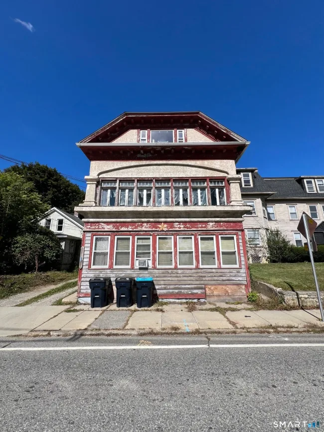 219 Providence Street, Putnam, CT