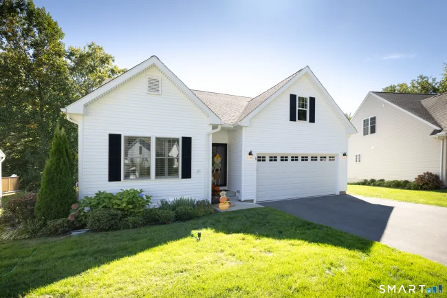 286 Beth Lane #11, Waterbury, CT
