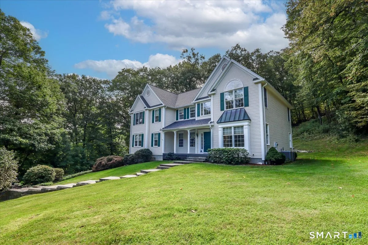 57 Meadowood Drive, New Milford, CT