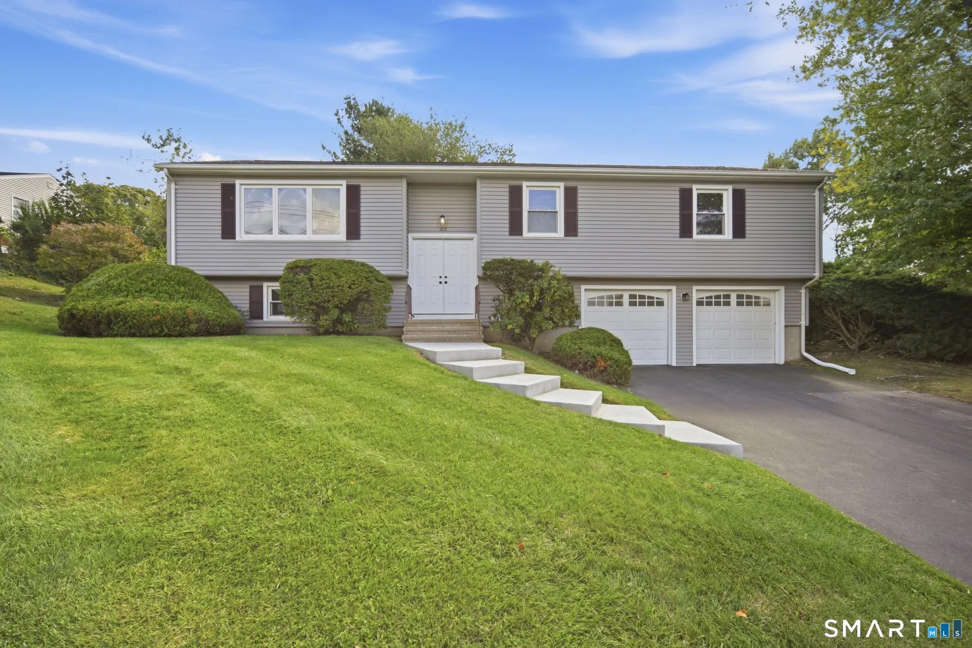 180 Country Hill Drive, West Haven, CT