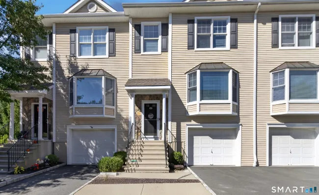 15 Scuppo Road #302, Danbury, CT