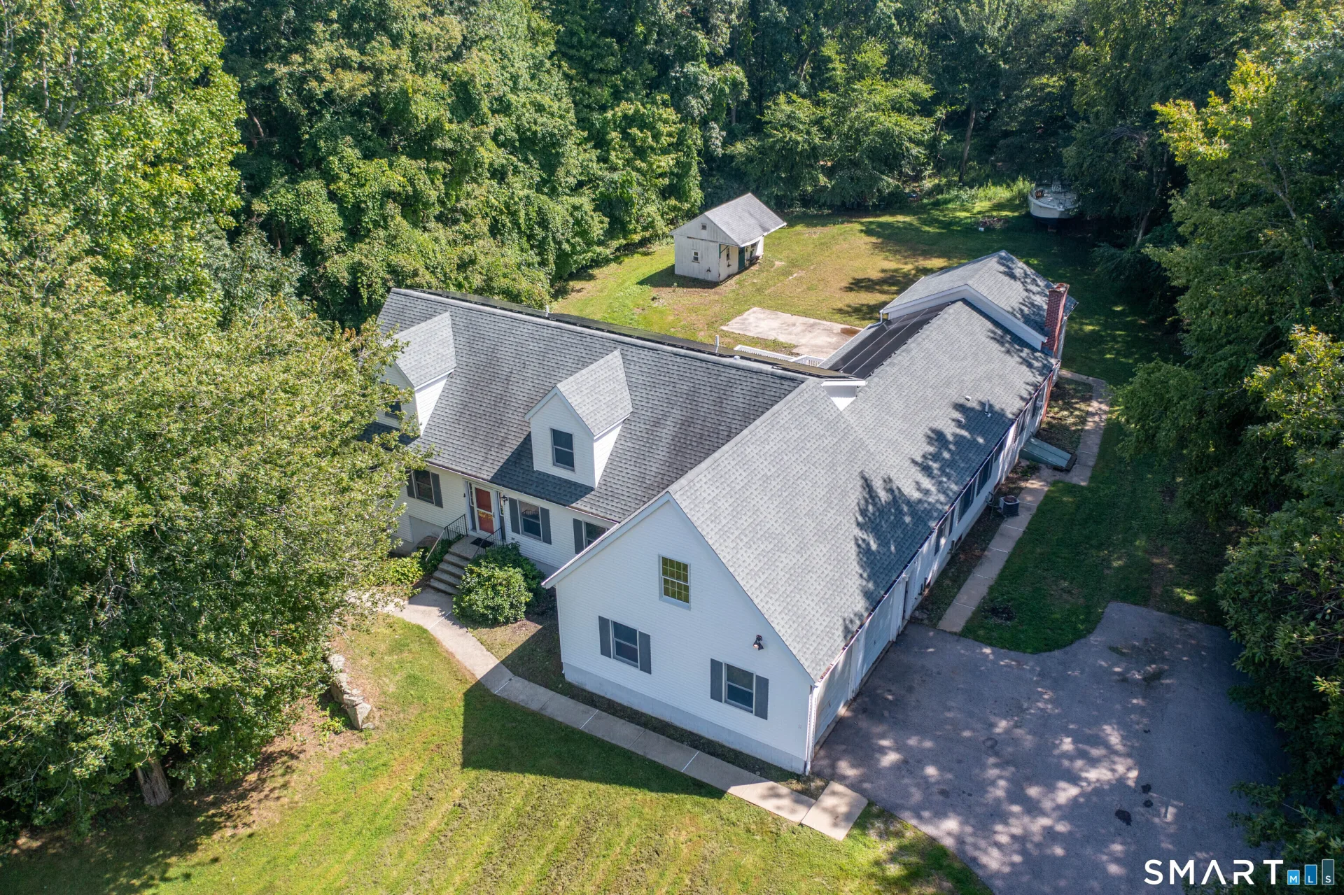 11 Lochdale Drive, Montville, CT
