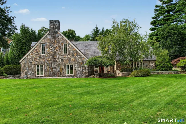 5 Cross Road, Darien, CT