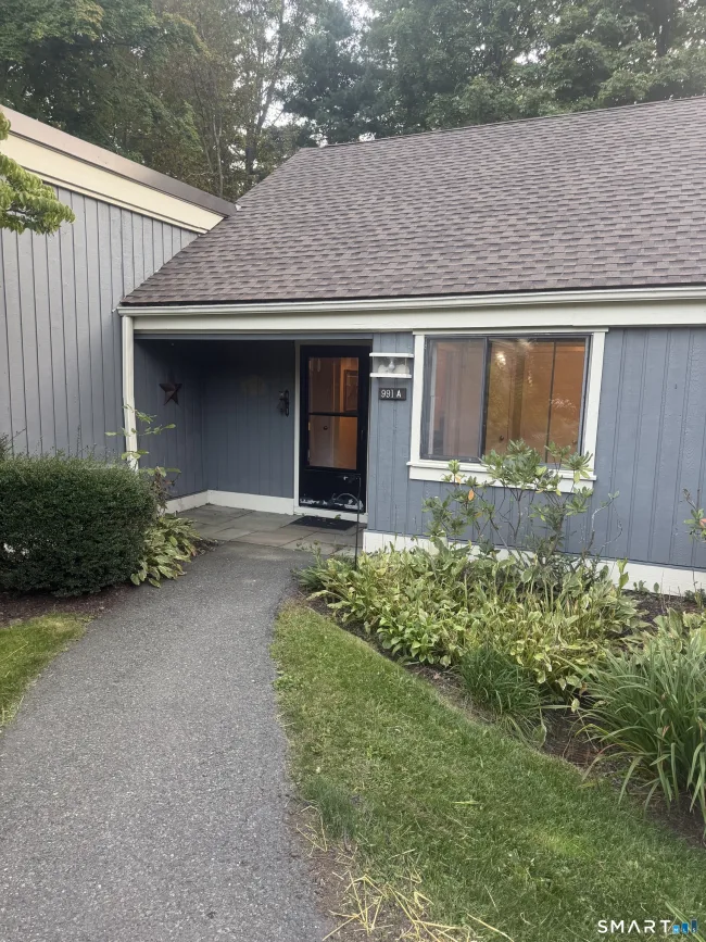 991 Heritage Village #A