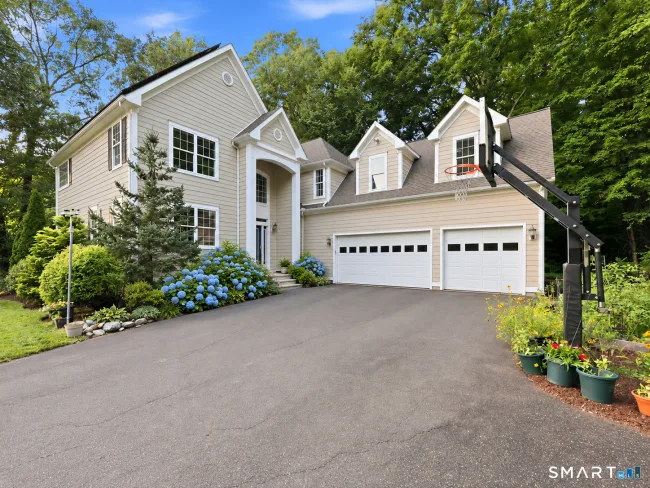 25 Grant Drive, Avon, CT