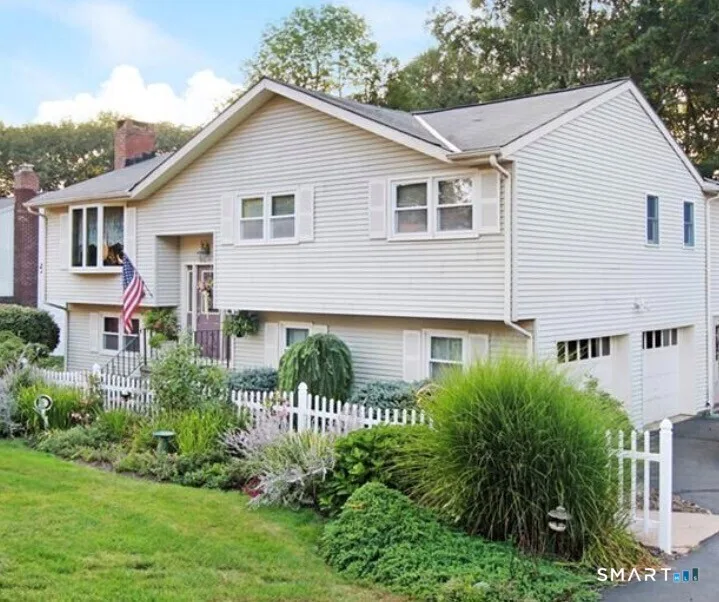 47 Sharon Drive, Wallingford, CT