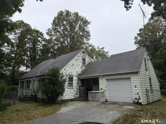 53 Cross Highway, Westport, CT